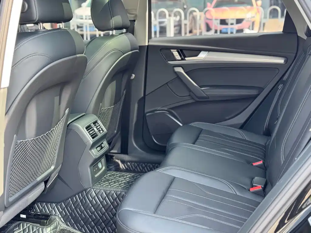 Audi Q5L 2024 model 40 TFSI Sporty Dynamic Edition
