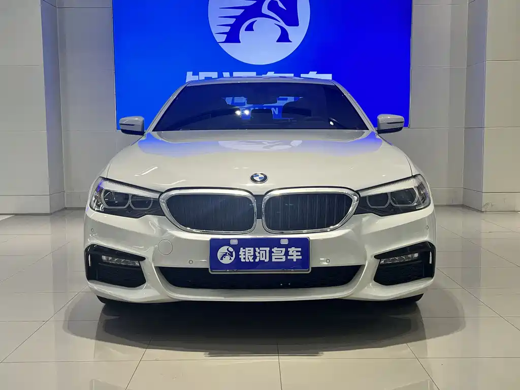BMW 5 Series 2018 530Li Leading Edition M Sport Package