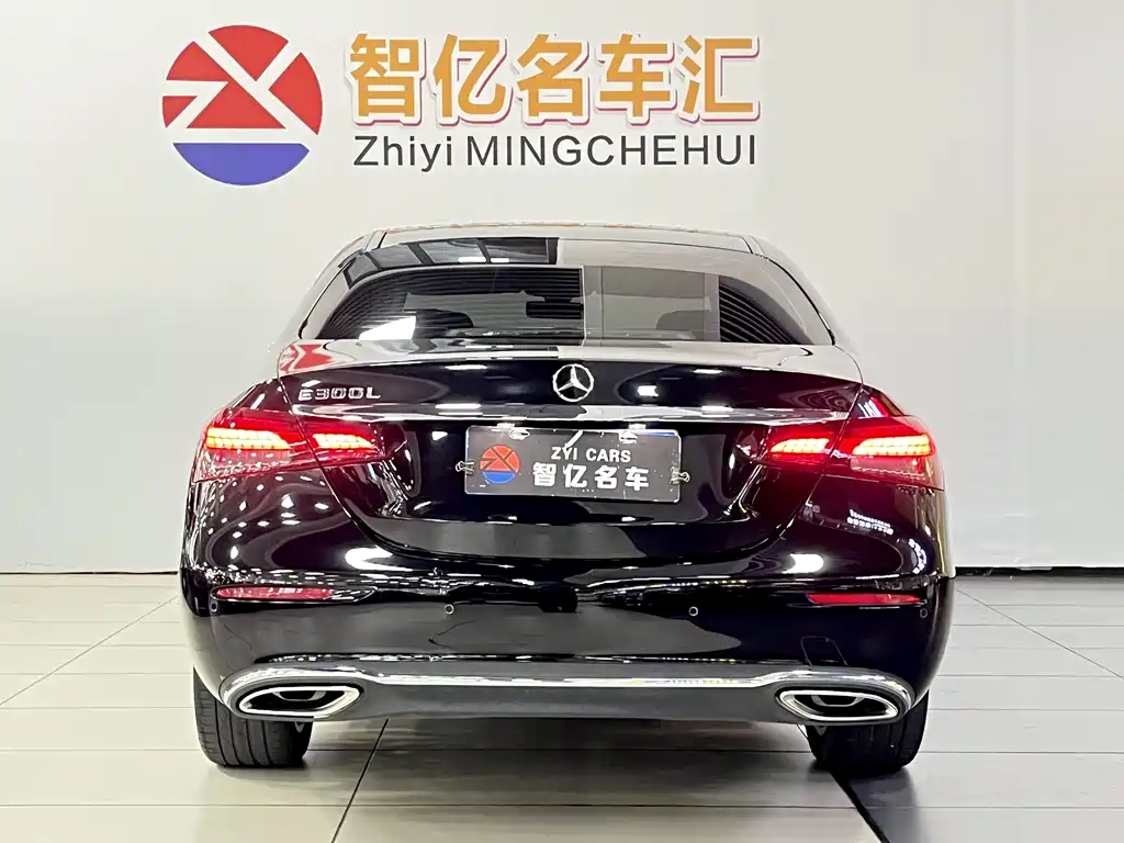 Mercedes-Benz E-Class 2022 Facelift 3 E 300 L Luxury Edition