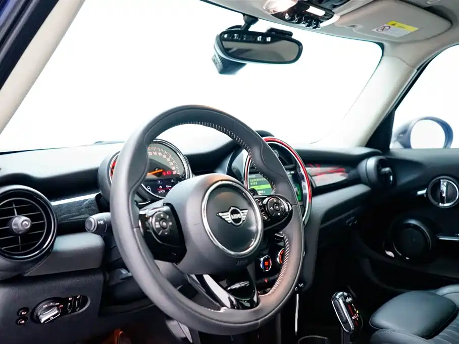 2019 MINI Cooper S Artist 5-Door Edition