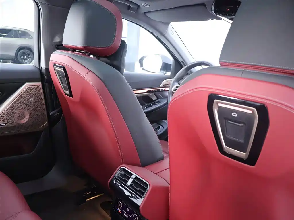 BMW 5 Series 2025 model 530Li Excellence Edition M Sport Package