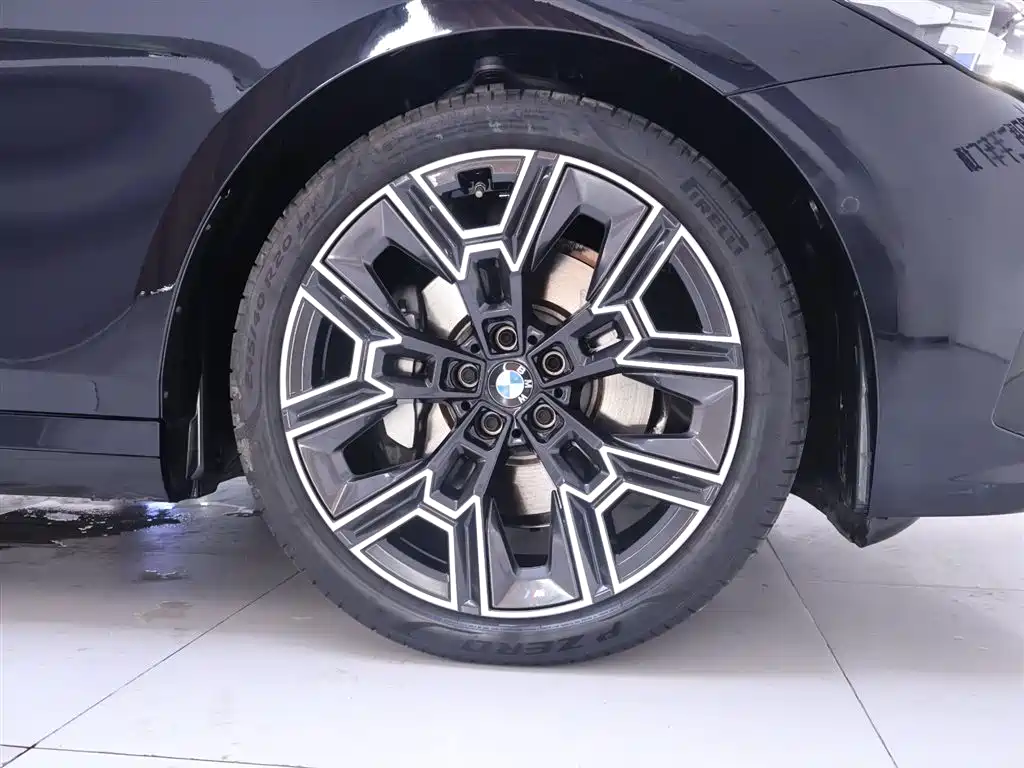 BMW 5 Series 2025 model 530Li Excellence Edition M Sport Package