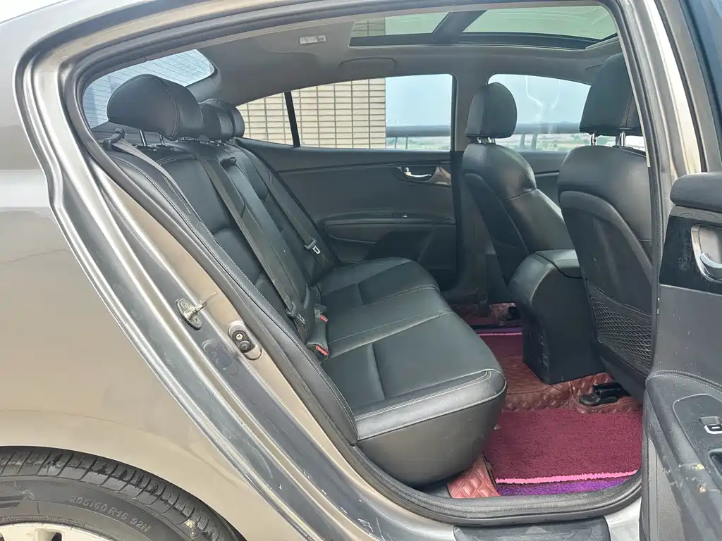 Kia K4 2014 1.8L Automatic GLS