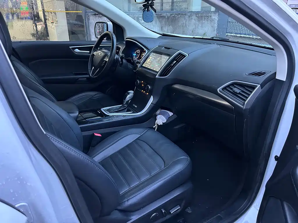 Ford Edge 2018款 改款 EcoBoost 245 两驱铂锐型 5座 国VI