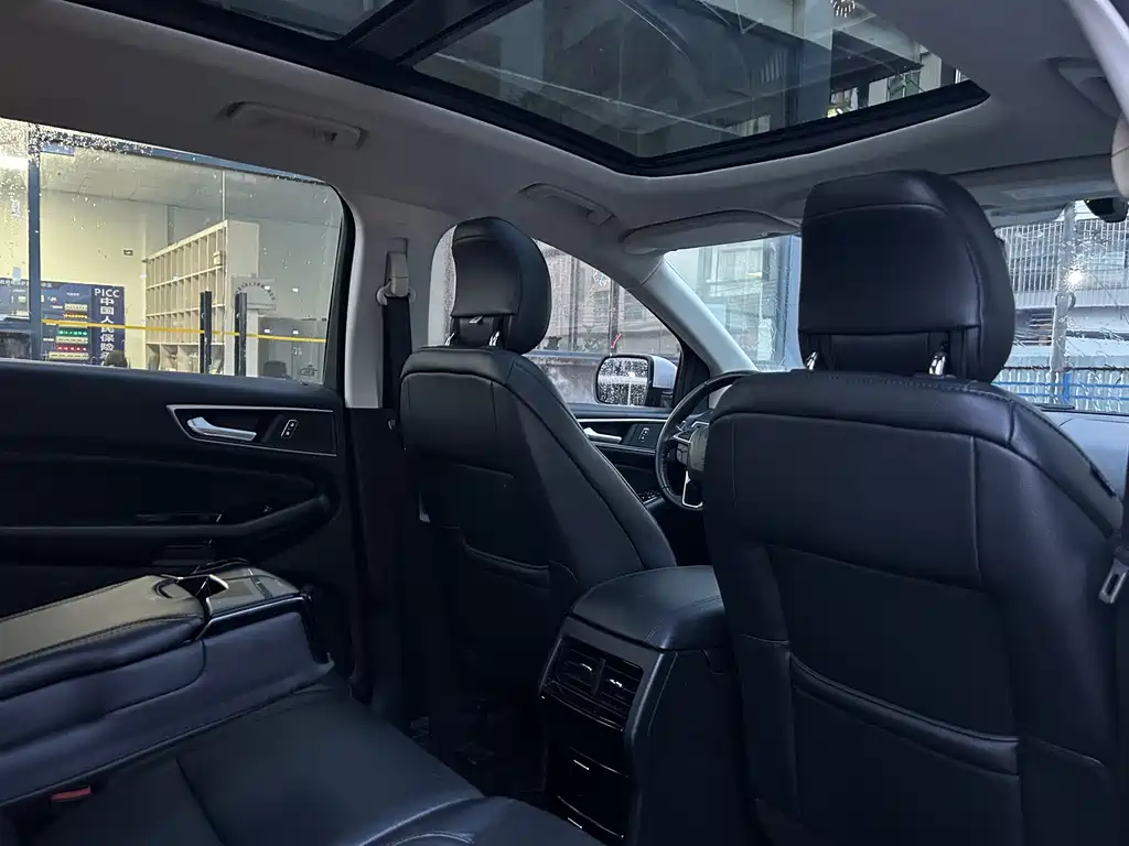 Ford Edge 2018款 改款 EcoBoost 245 两驱铂锐型 5座 国VI