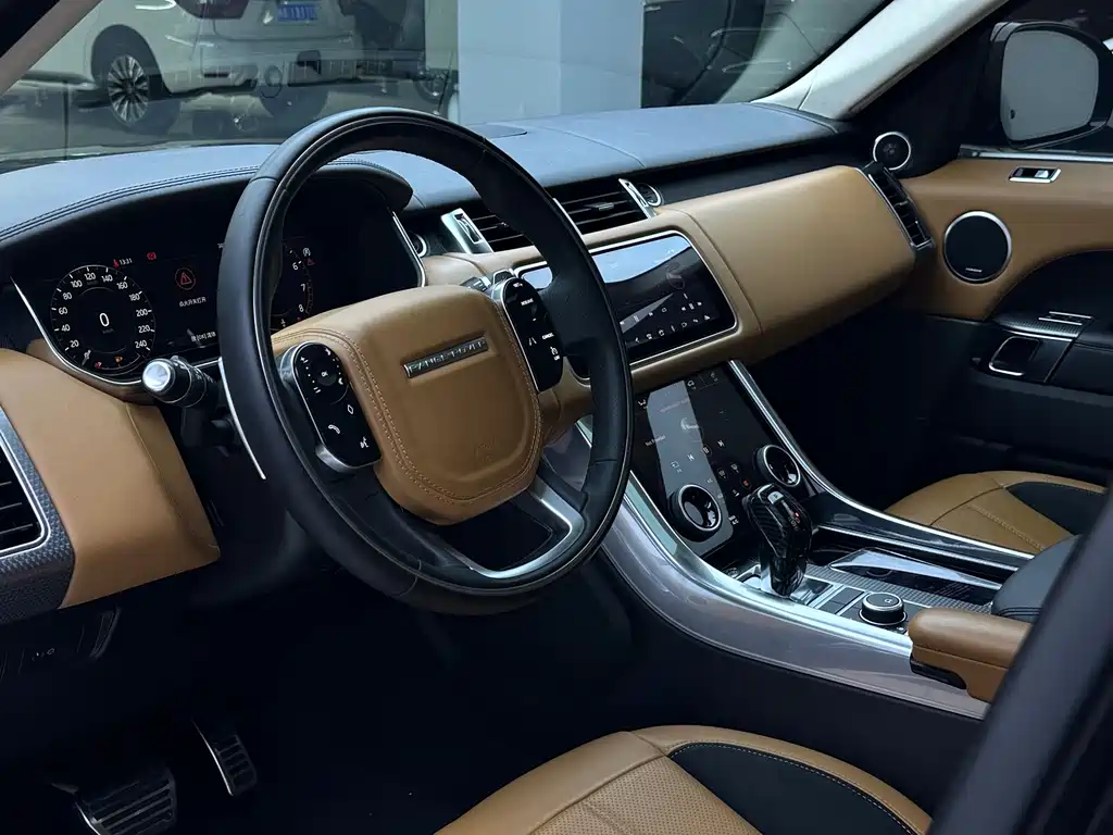 Range Rover Sport 2018 3.0 SC V6 HSE Dynamic