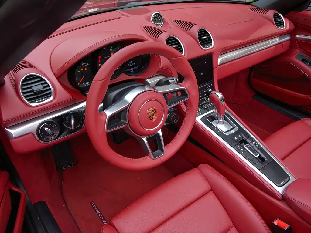 Porsche 718 Boxster 2.0T 2022 Model