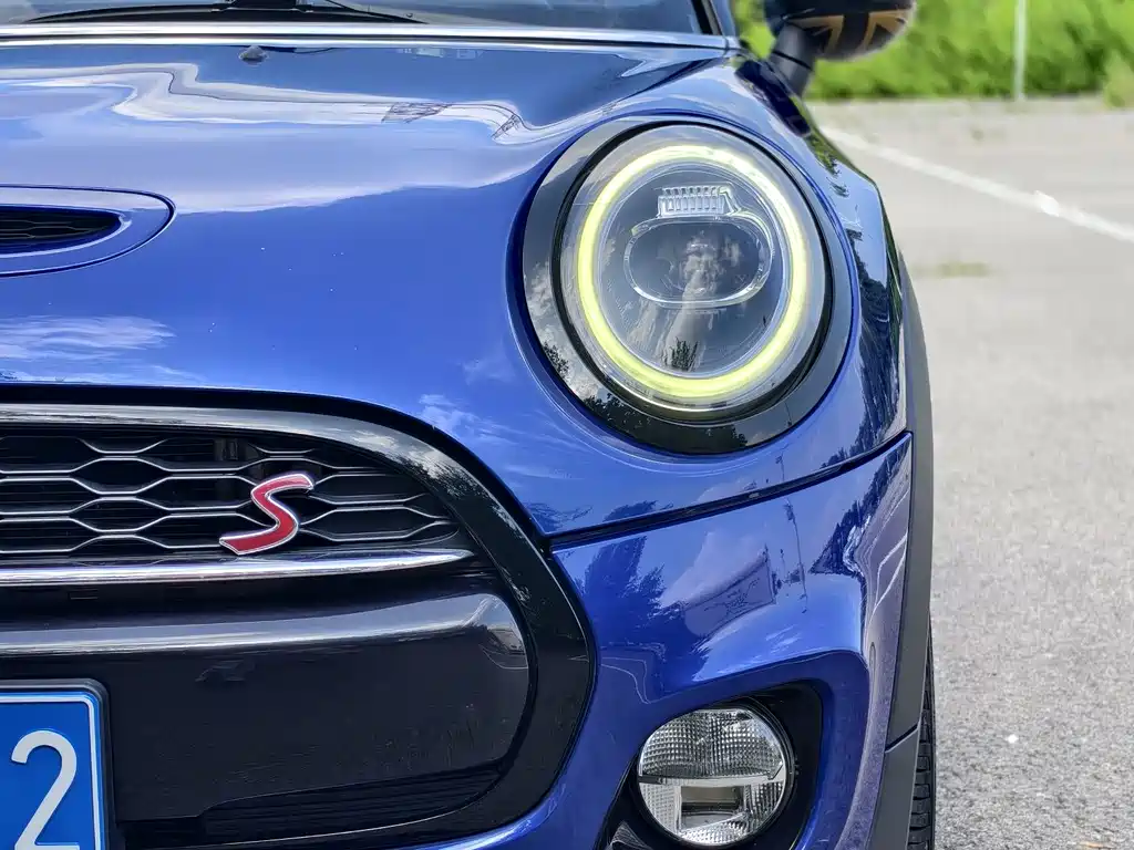 2019 MINI Cooper S Racing Driver 5-Door Edition