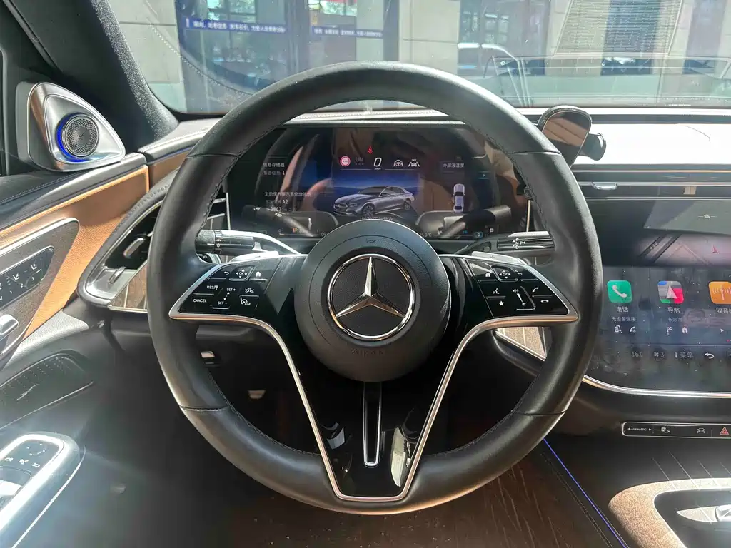 Mercedes-Benz E-Class 2024 E 300 L Fashion Edition