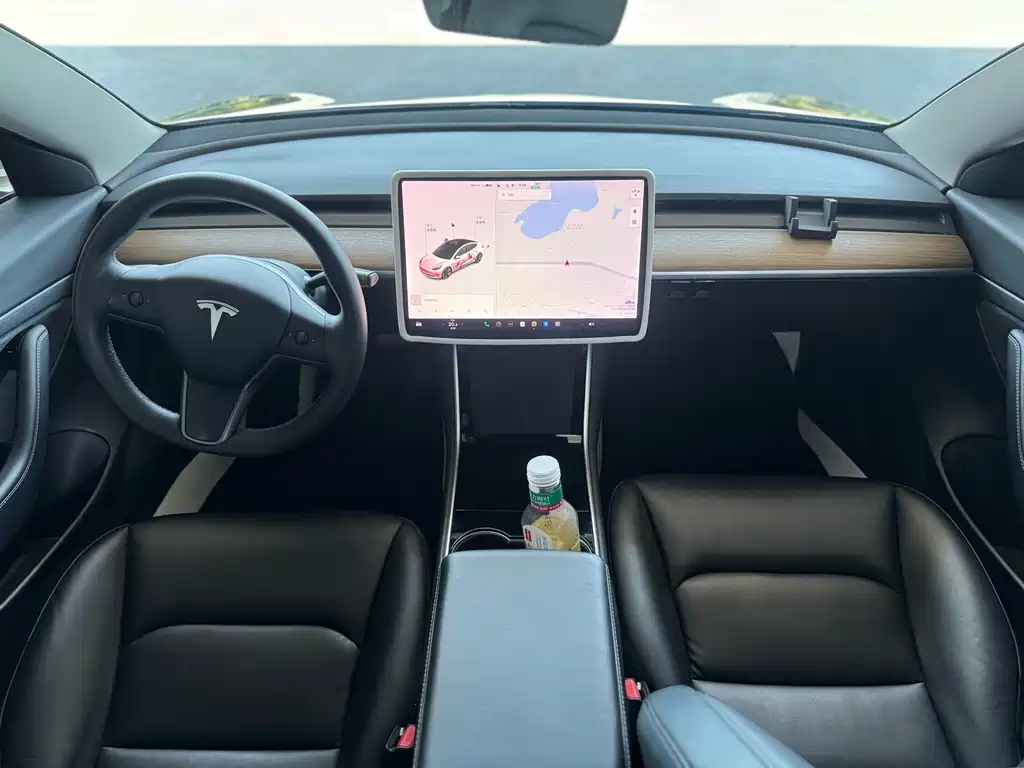 Model 3 Standard Range Rear-Wheel Drive Upgrade Version 2020
