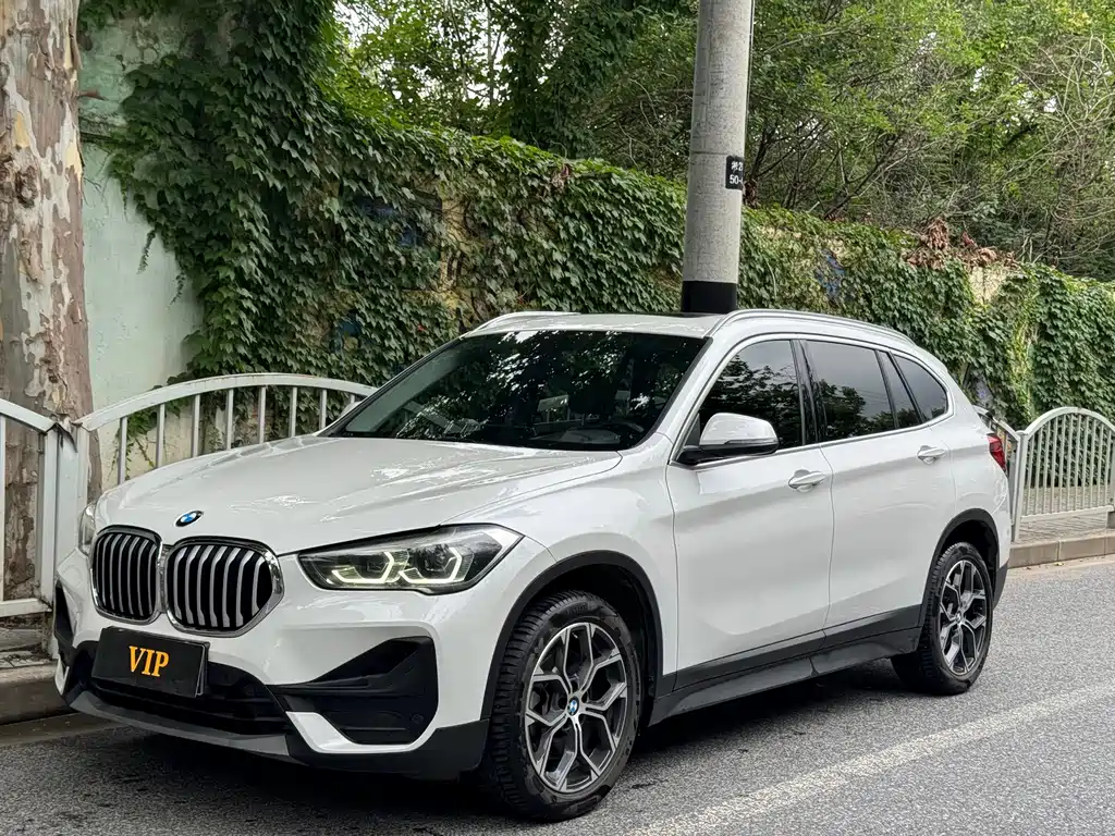 BMW X1 2022 sDrive25Li Leading Edition