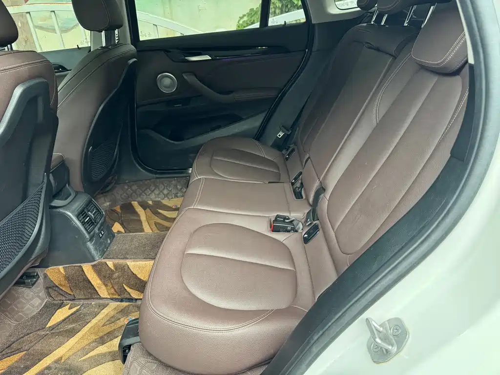 BMW X1 2022 sDrive25Li Leading Edition