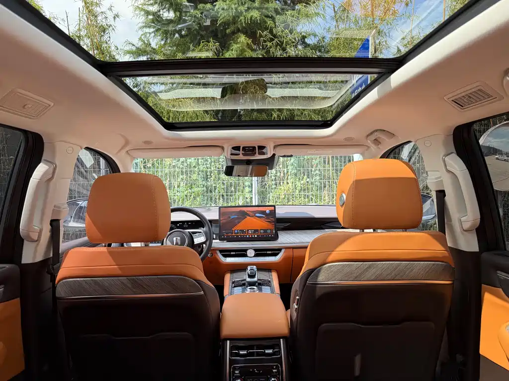TANK 500 2022 Edition Business Version 5-Seater