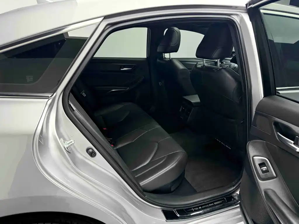 Asiana Long 2022 Model Hybrid 2.5L Luxury Edition