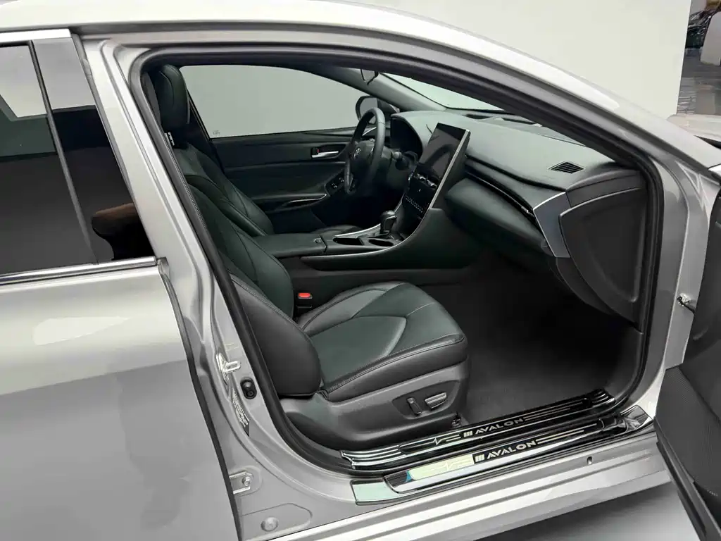 Asiana Long 2022 Model Hybrid 2.5L Luxury Edition