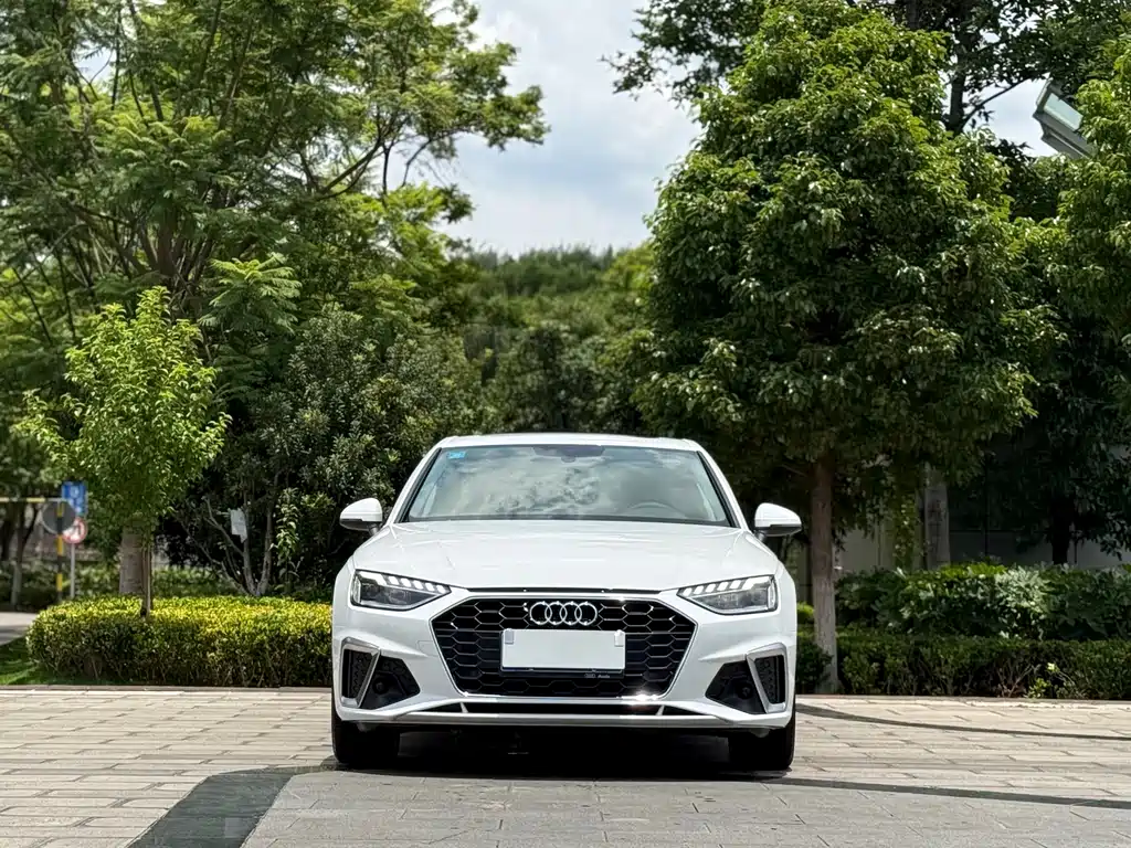 Audi A4L 2020 40 TFSI Fashion Dynamic Edition