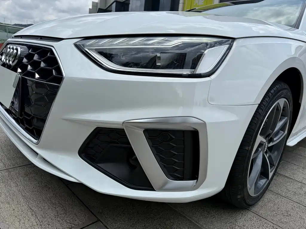 Audi A4L 2020 40 TFSI Fashion Dynamic Edition