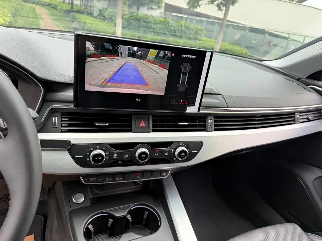 Audi A4L 2020 40 TFSI Fashion Dynamic Edition