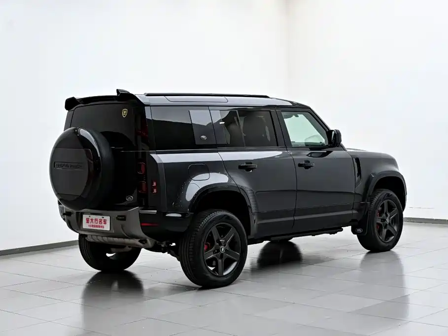 Land Rover Defender 2023 Edition 110 3.0T P400 X-DYNAMIC HSE