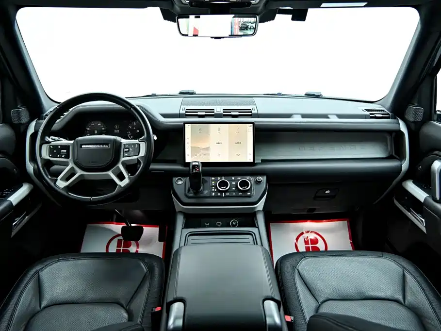 Land Rover Defender 2023 Edition 110 3.0T P400 X-DYNAMIC HSE
