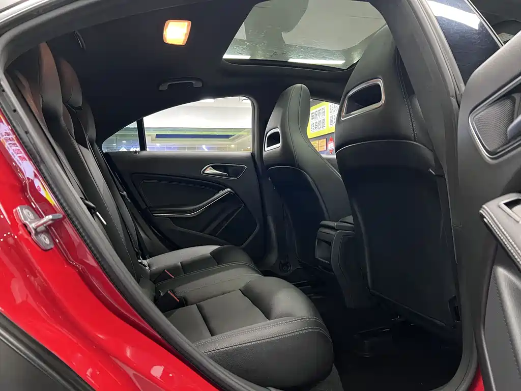 Mercedes-Benz CLA (Import) 2018 CLA 200 Sport Line
