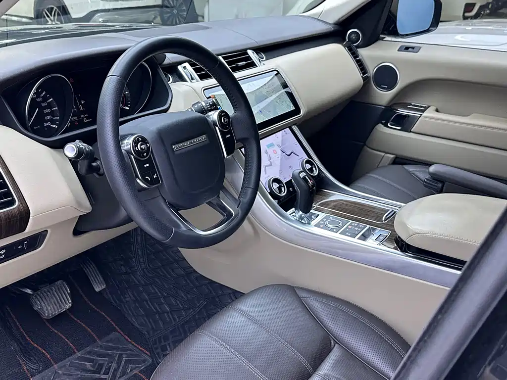 Range Rover Sport 2015 3.0 SDV6 HSE