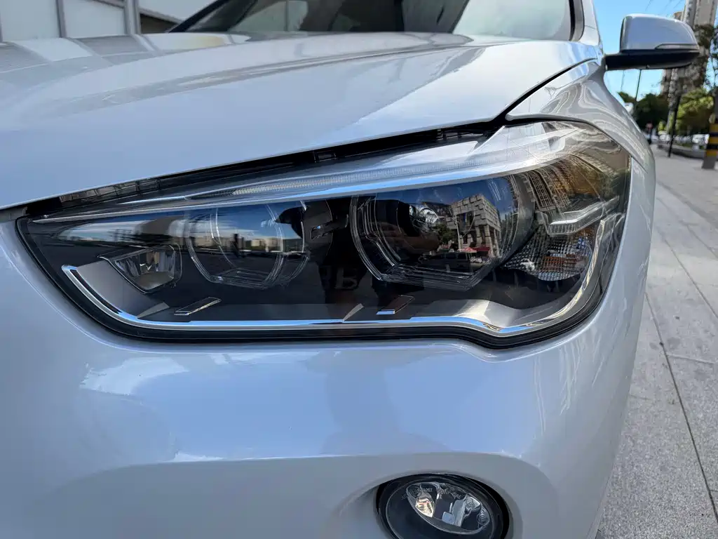 BMW X1 2018 sDrive20Li Leading Edition