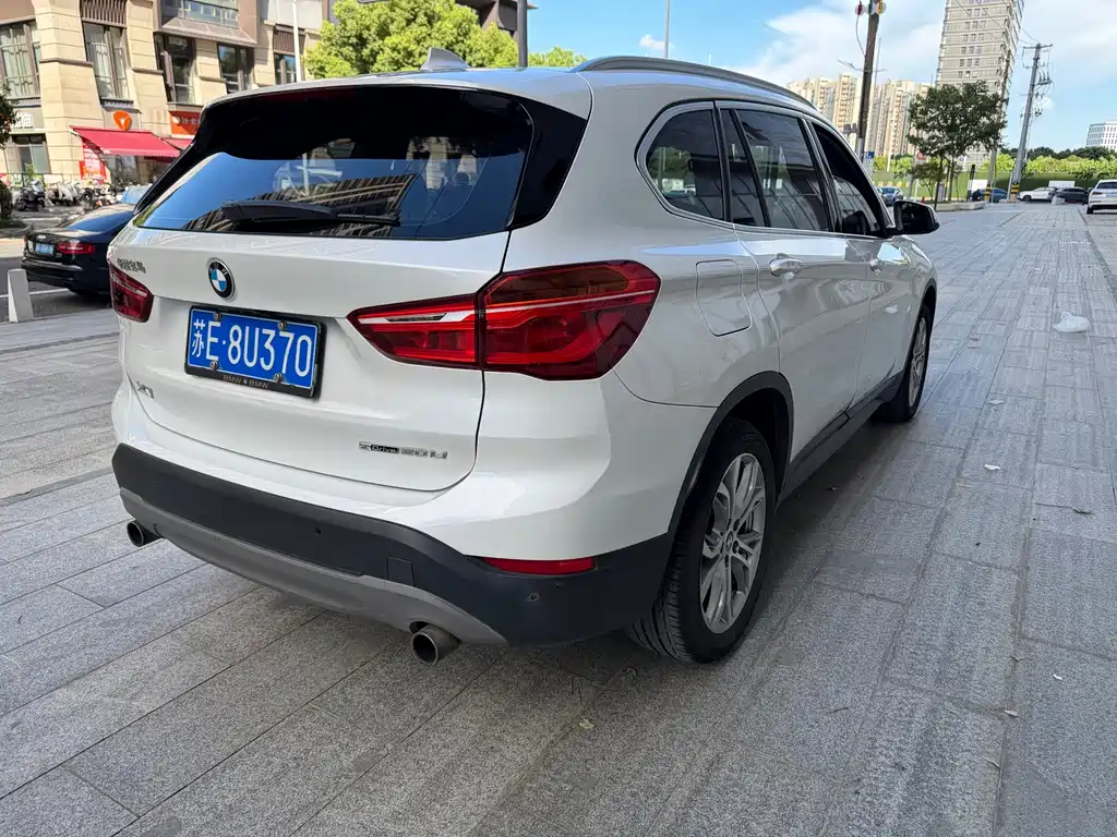 BMW X1 2018 sDrive20Li Leading Edition