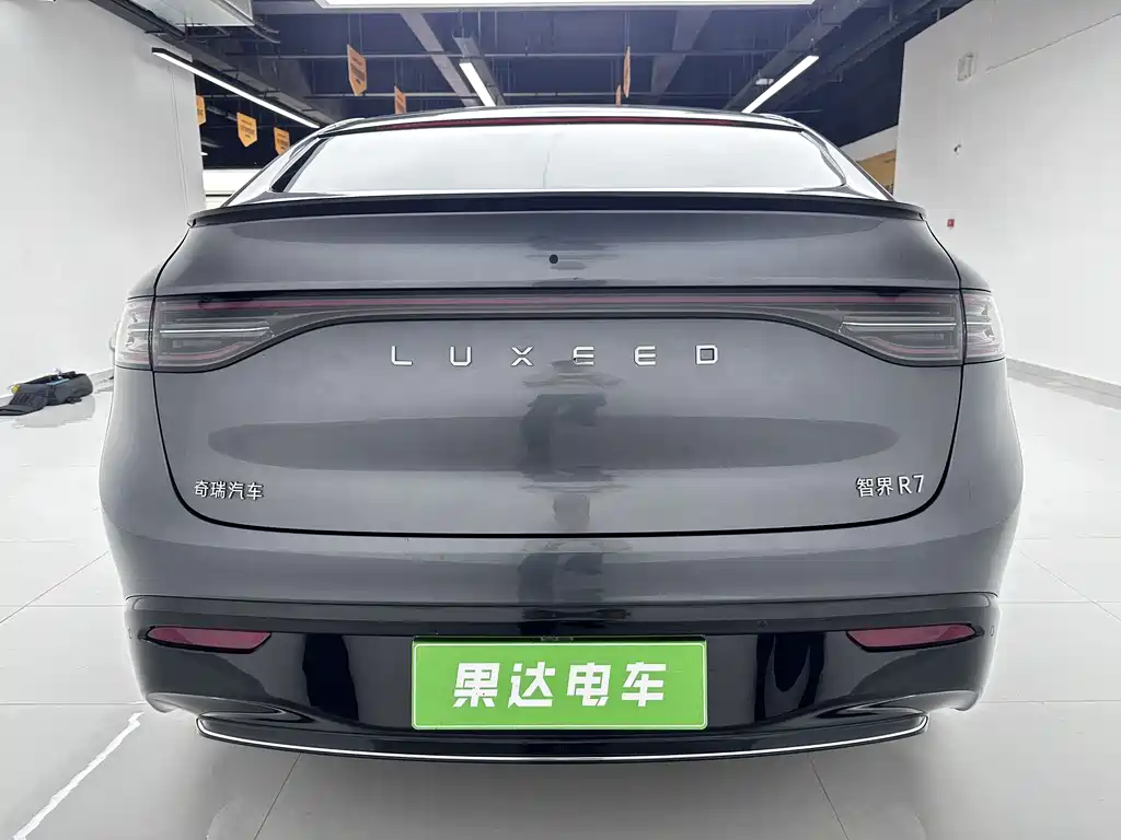 智界R7 2025款 增程 331km Ultra