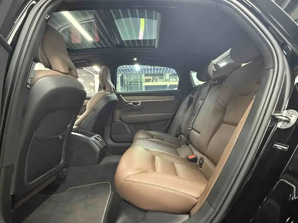 Volvo S90 2024 B5 Intelligent Luxury Edition