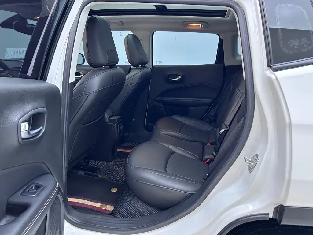 Guidance 2020 220T Automatic Leading Edition