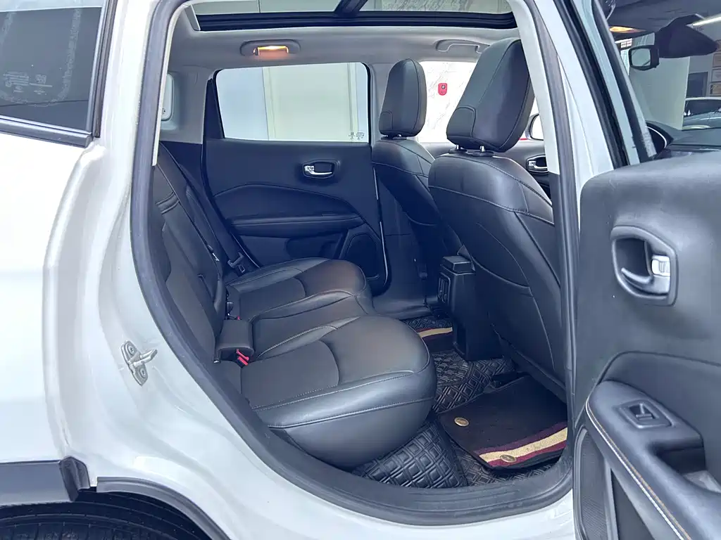 Guidance 2020 220T Automatic Leading Edition