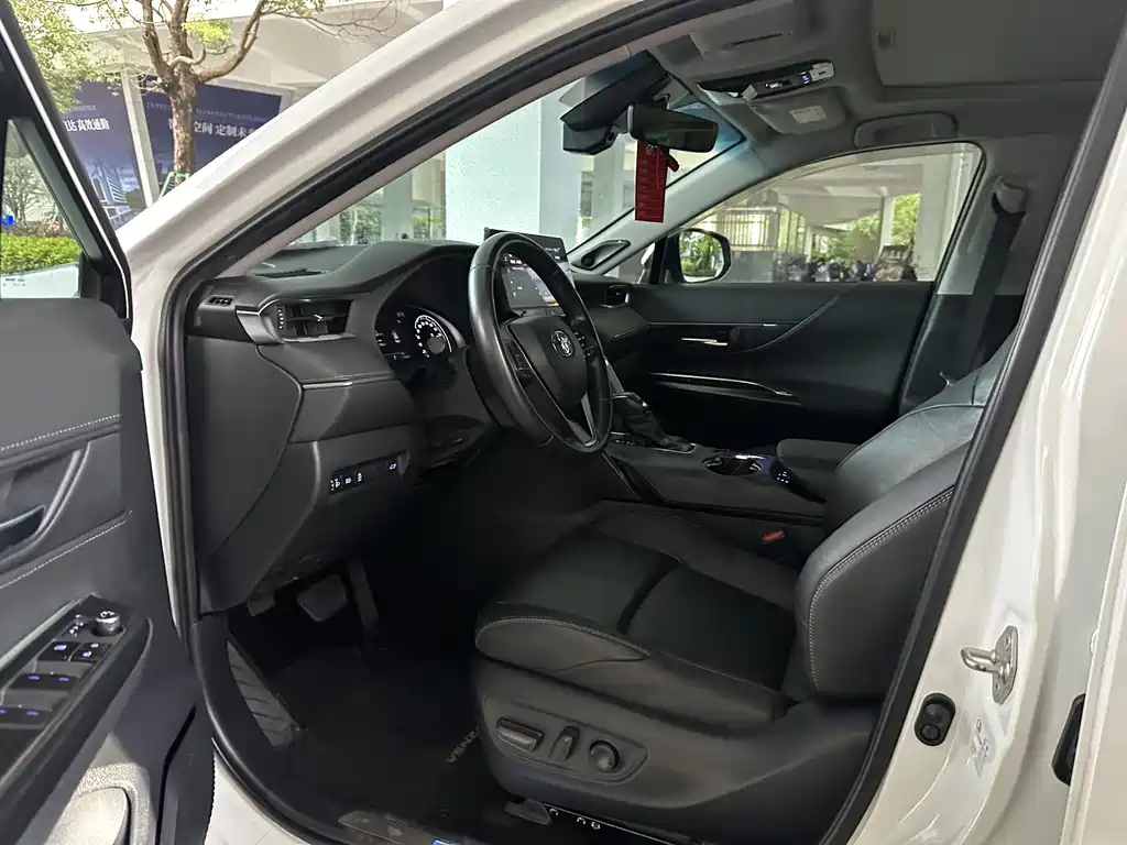 Venza 2022 2.0L CVT Two-Wheel Drive Prestige Edition