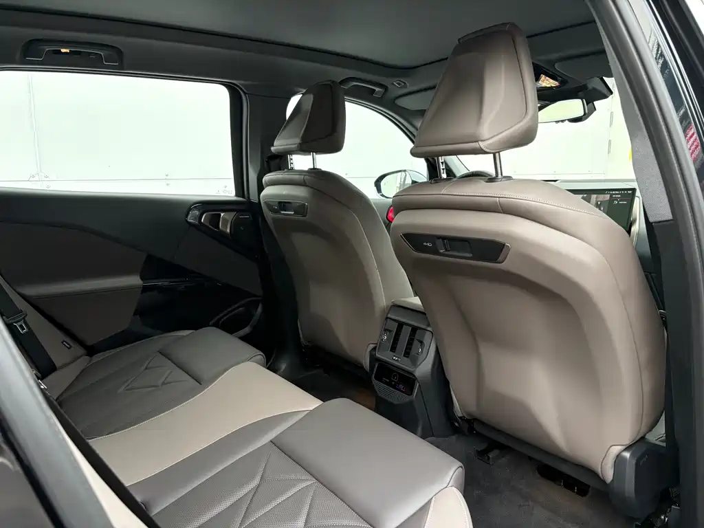 BMW X3 2025 xDrive30L Leading Edition M Sport Package