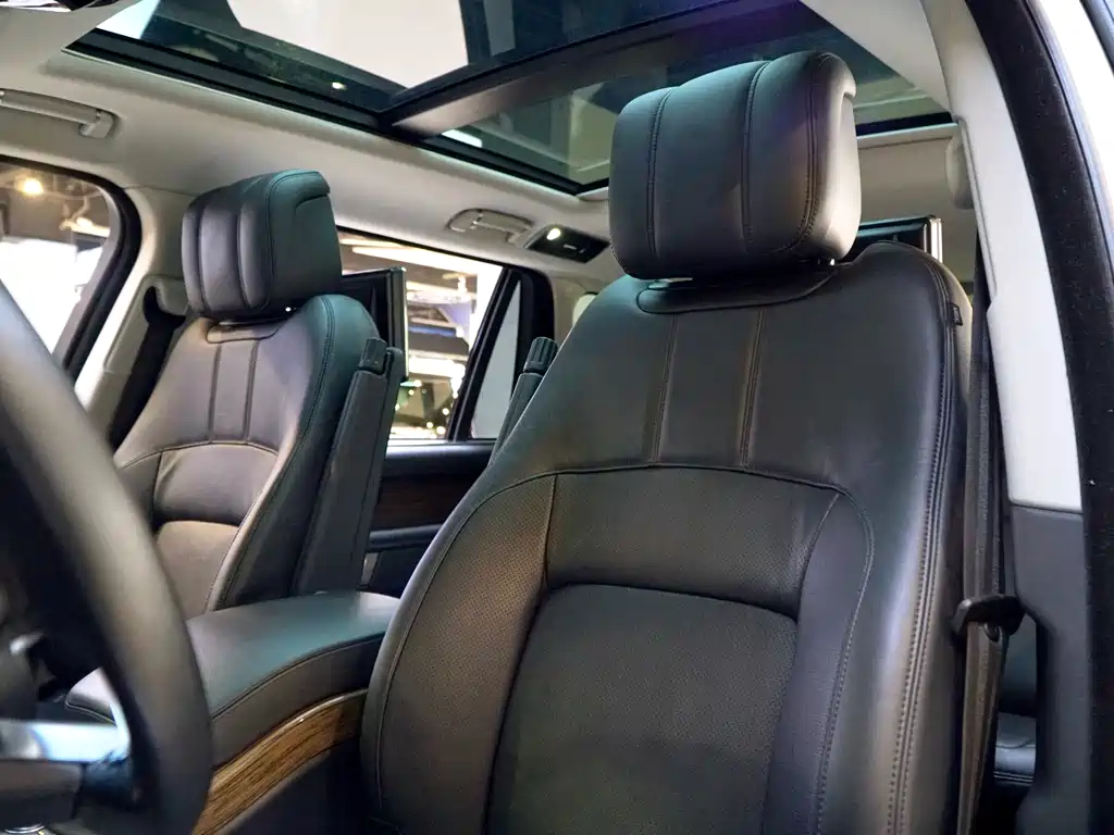 Range Rover 2019 3.0 SC V6 Long Wheelbase Edition