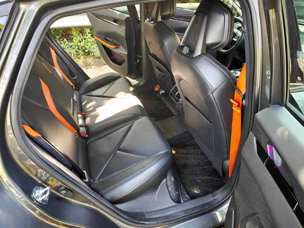 Changan UNI-V 2022 Model 1.5T Sports Edition