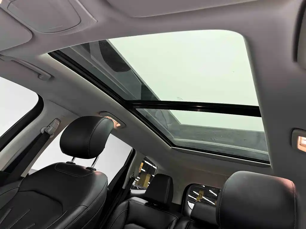 Escape 2021 Plus EcoBoost 245 2WD Platinum Type 5-seat