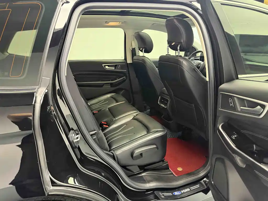 Escape 2021 Plus EcoBoost 245 2WD Platinum Type 5-seat