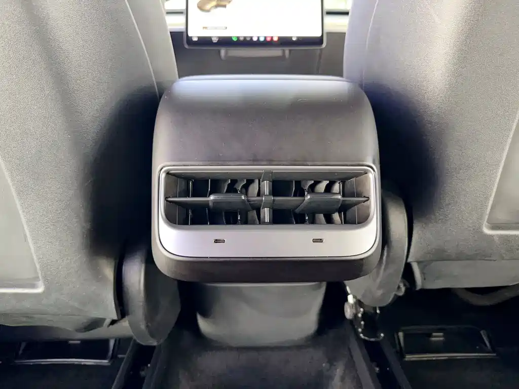 Model Y 2021 Long Range All-Wheel Drive Edition 3D7