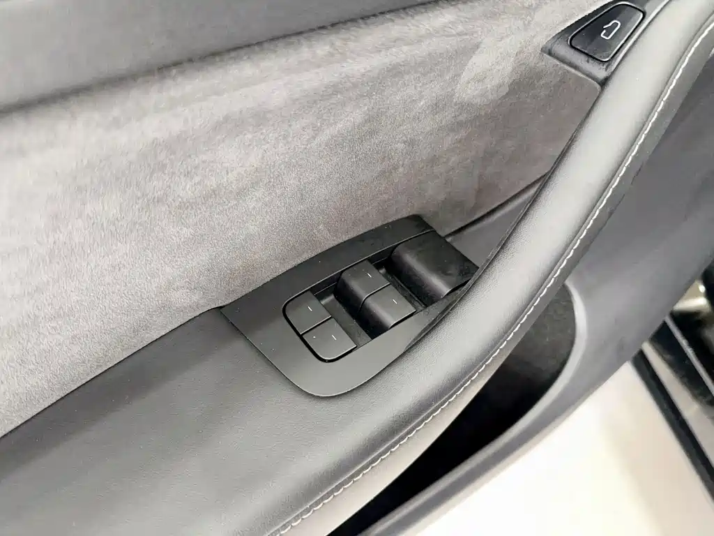 Model Y 2021 Long Range All-Wheel Drive Edition 3D7