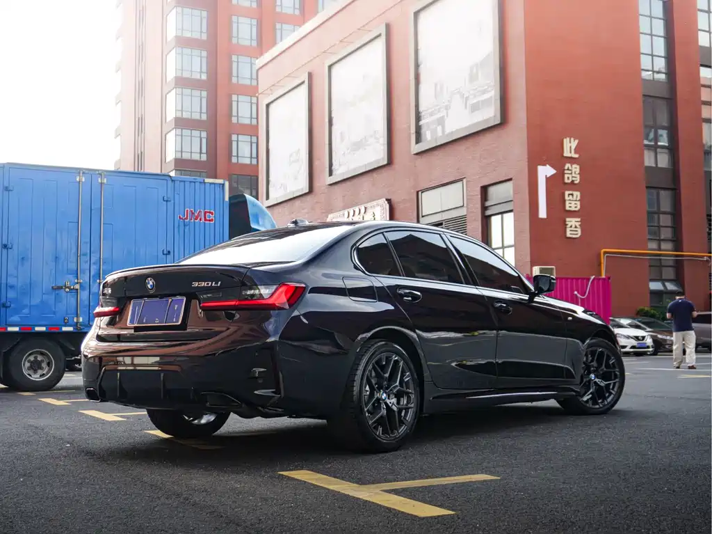 BMW 3 Series 2025 Model 330Li M Sport Nightshade Package