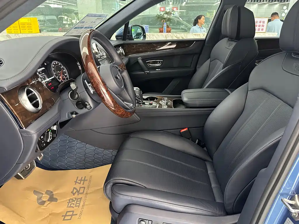 Range Rover 2017 6.0T Standard Edition