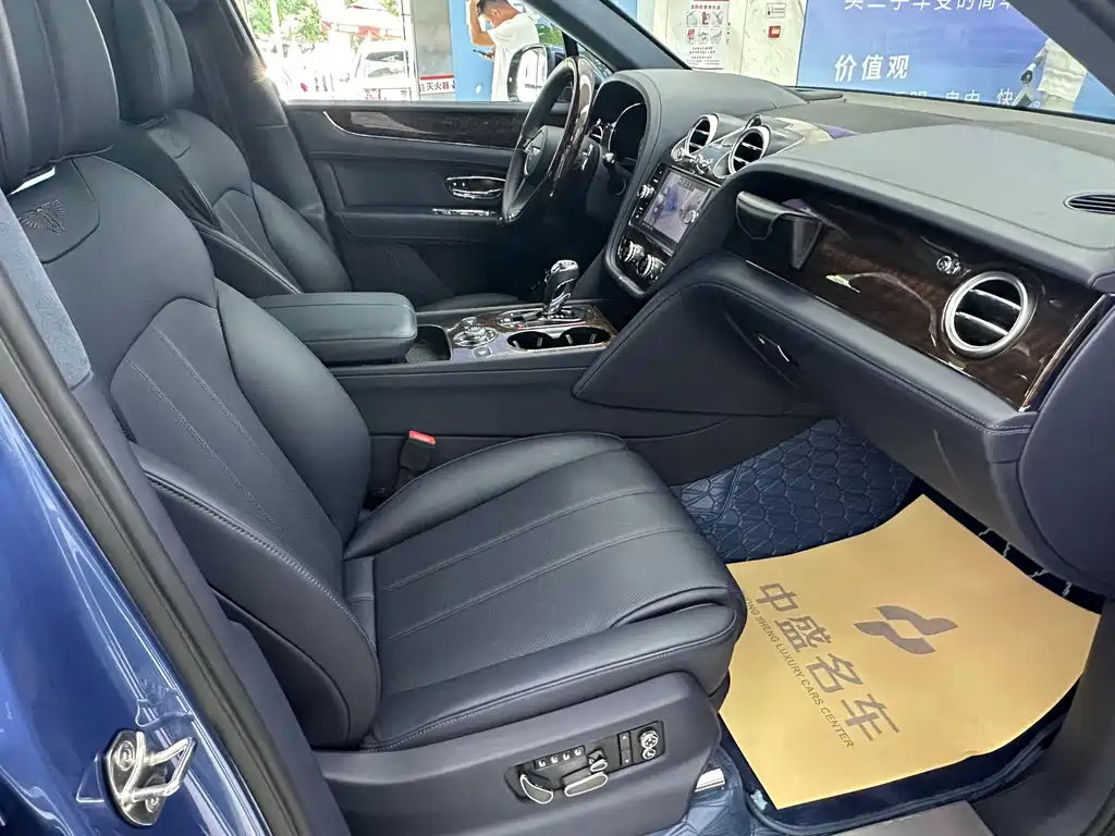 Range Rover 2017 6.0T Standard Edition