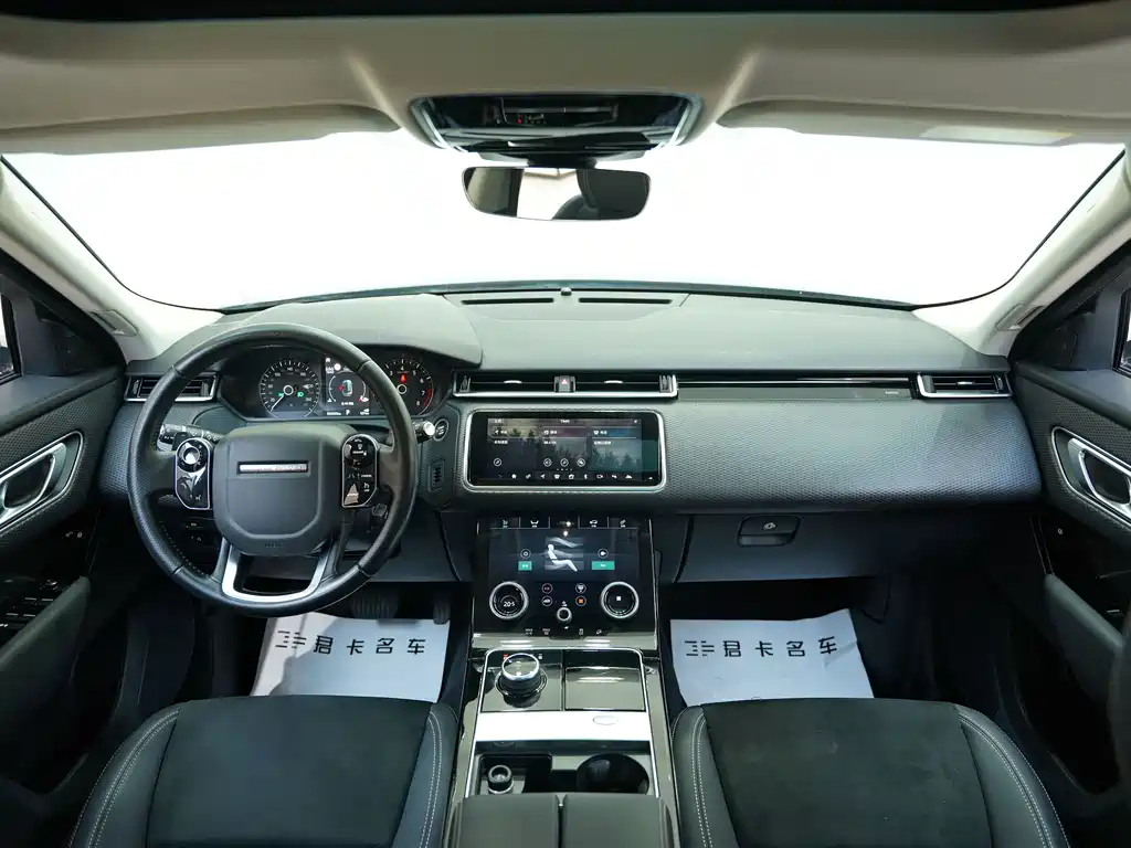 Range Rover Velar 2019 250PS