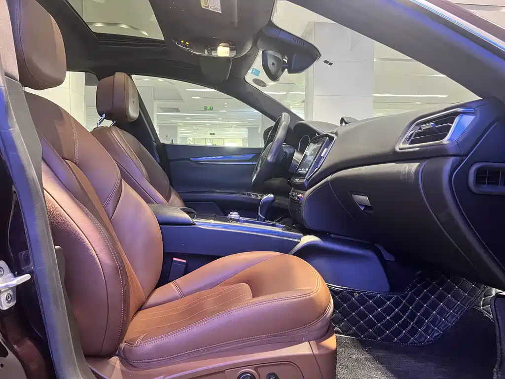 Ghibli 2018 3.0T Standard Edition