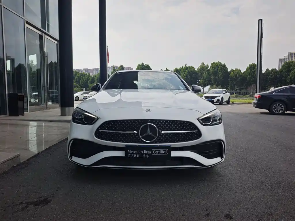 Mercedes-Benz C-Class 2025 C 260 L Night Move Edition