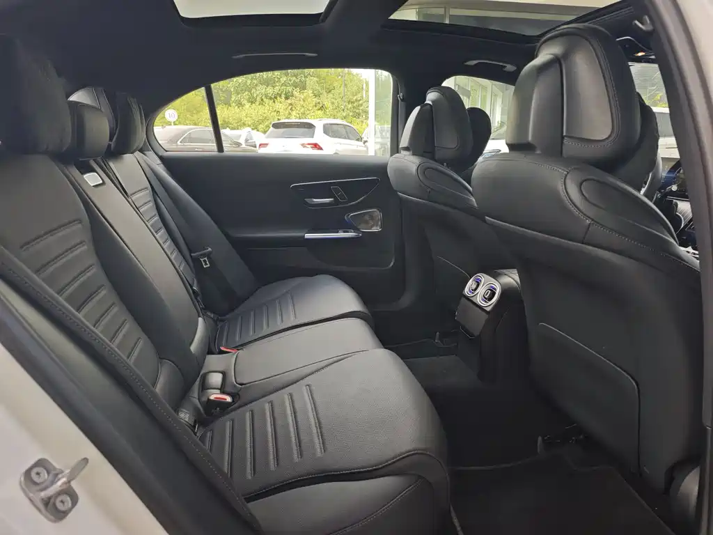 Mercedes-Benz C-Class 2025 C 260 L Night Move Edition