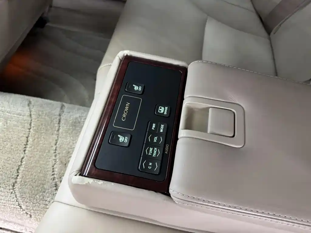 2011 Crown Royal Leather Sunroof Special Edition