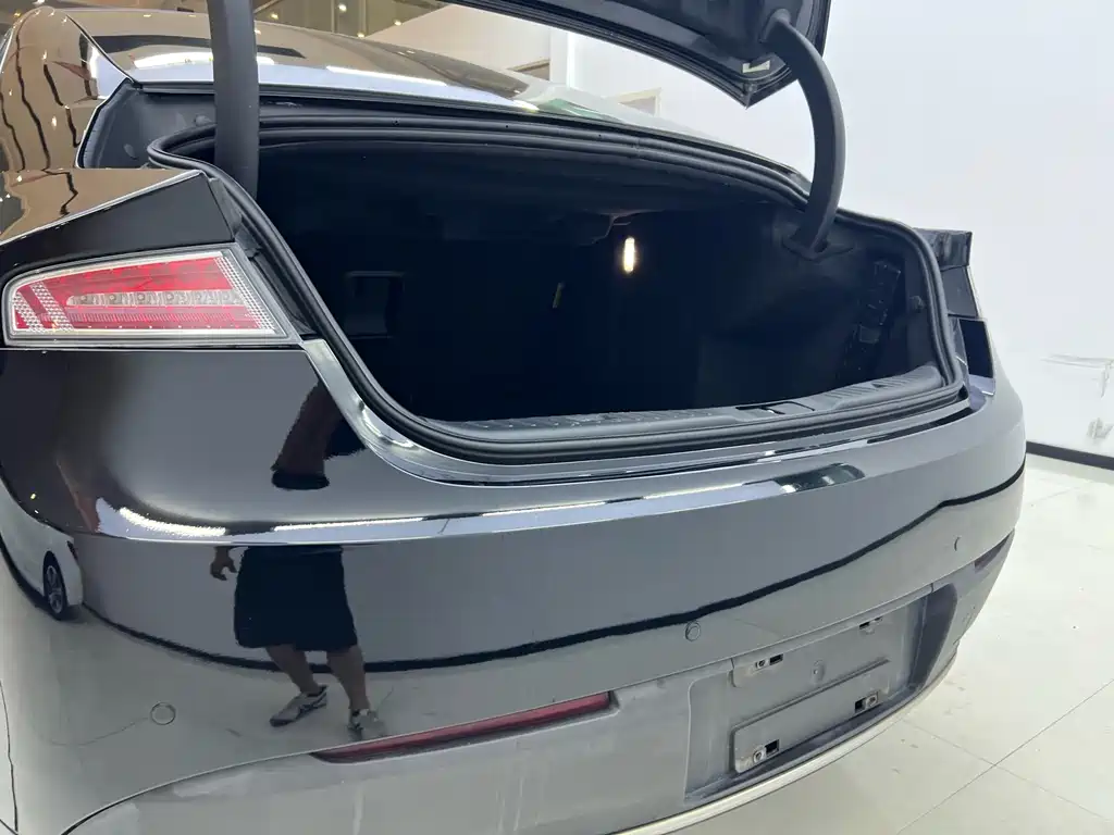 Lincoln MKZ 2018 2.0T Grand Touring Edition