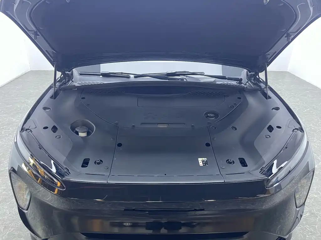 NIO ES8 2023 Edition 75kWh Executive Version